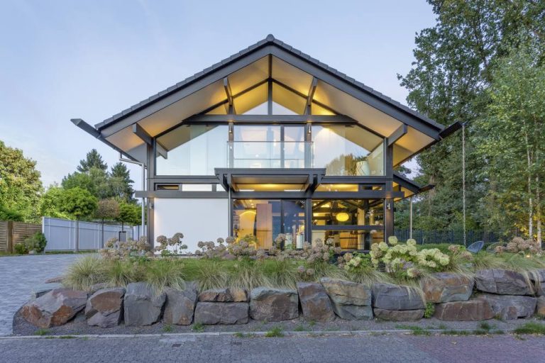 HUF Haus – Timber Frame with KNAPP Connectors